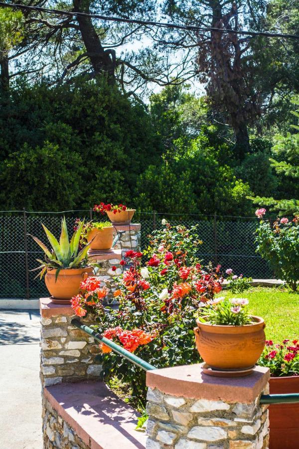 Villa Gem Moni Evaggelistrias Dış mekan fotoğraf